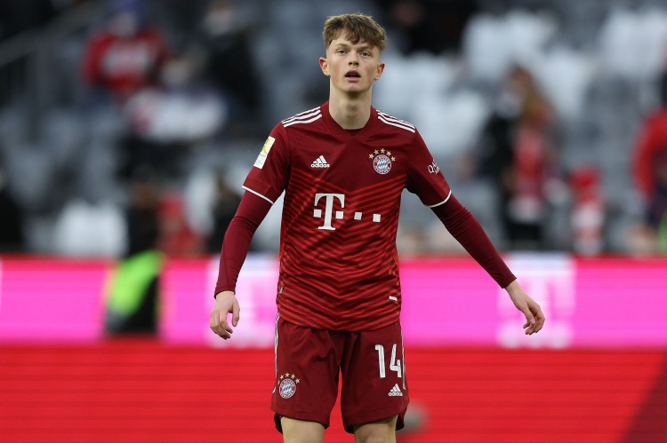 开云体育官网-埃芬博格：蒂尔曼出走拜仁再返德甲，他的例子对万纳尔是决定性的