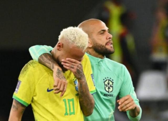 开云体育登录-前妻和律师联手阻阿尔维斯出狱 不让内马尔帮他？