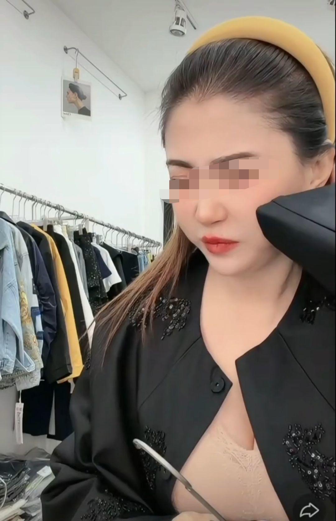 开云体育中国-39岁山西网红“王炸姐”直播时突然大喊“难受”，脑干出血送医抢救仍不幸离世，义工协会会长：她参加公益活动已有七八年